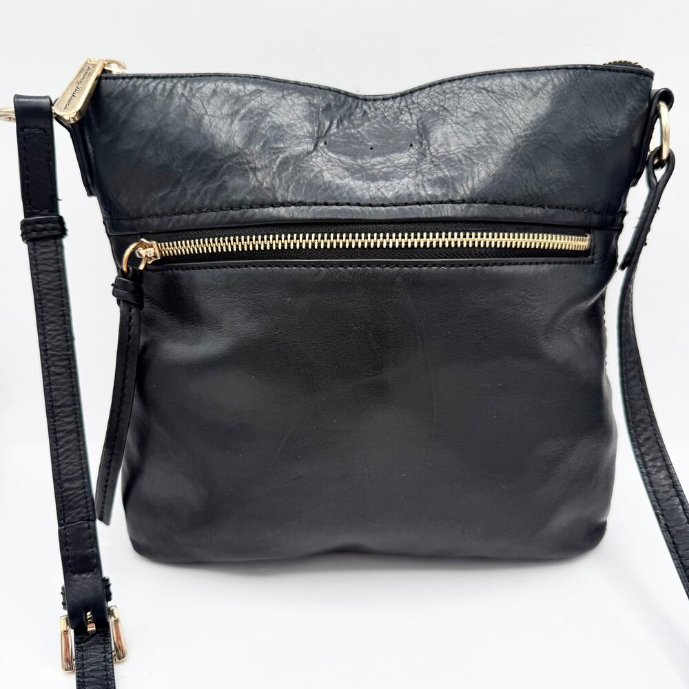 Tommy Bahama Black Leather Crossbody Bag Gold Zip Early 2000s Adjustable Strap